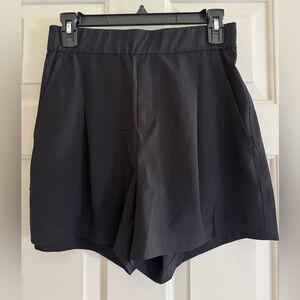 Lou & Grey Black Athletic Shorts. Size SM. Great for the summer days ahead!
